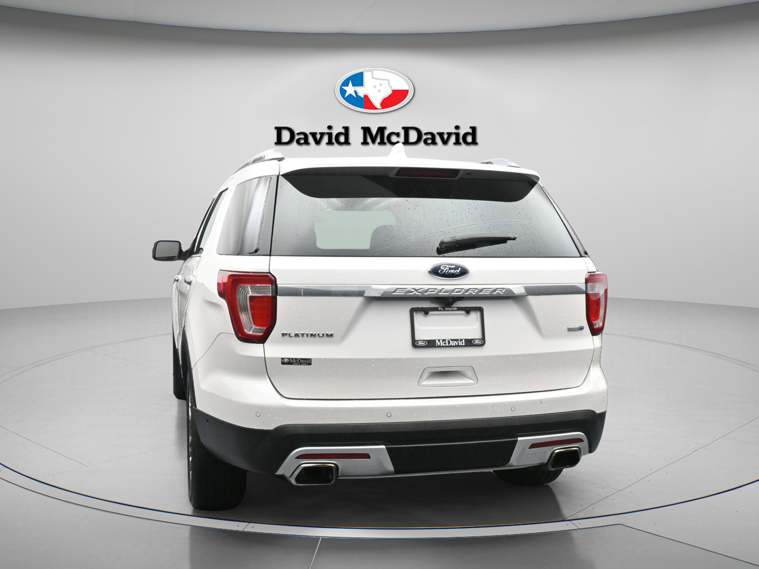 Used 2017 Ford Explorer Platinum AWD/4WD image 7
