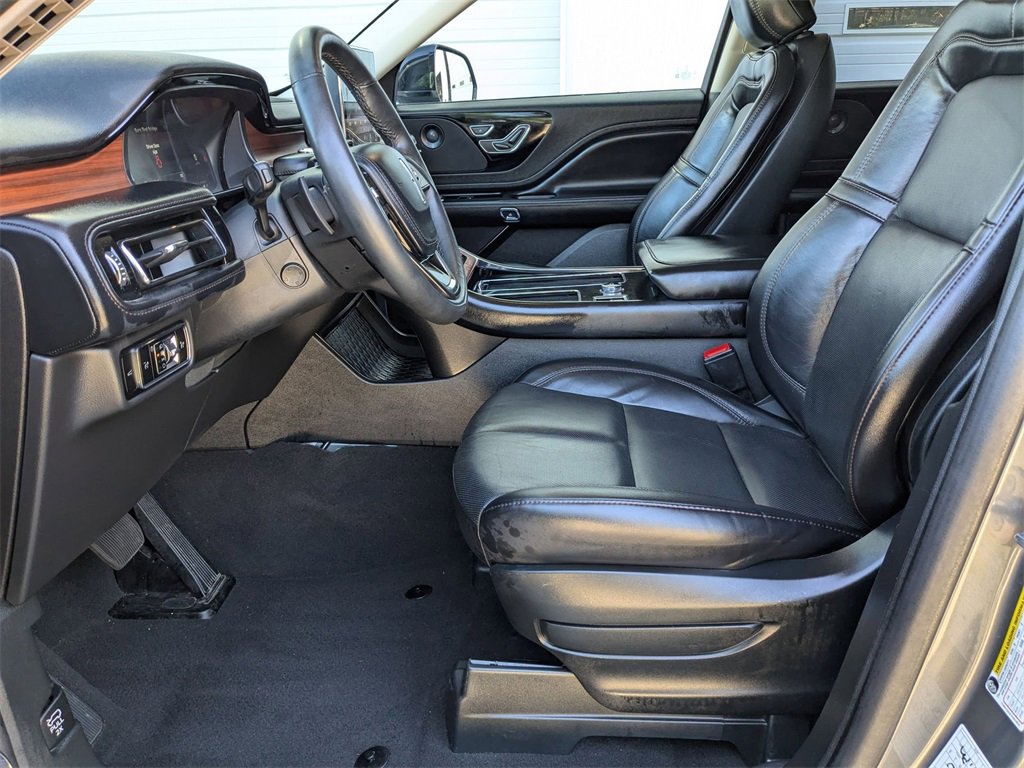 Used 2024 Lincoln Aviator Reserve image 25