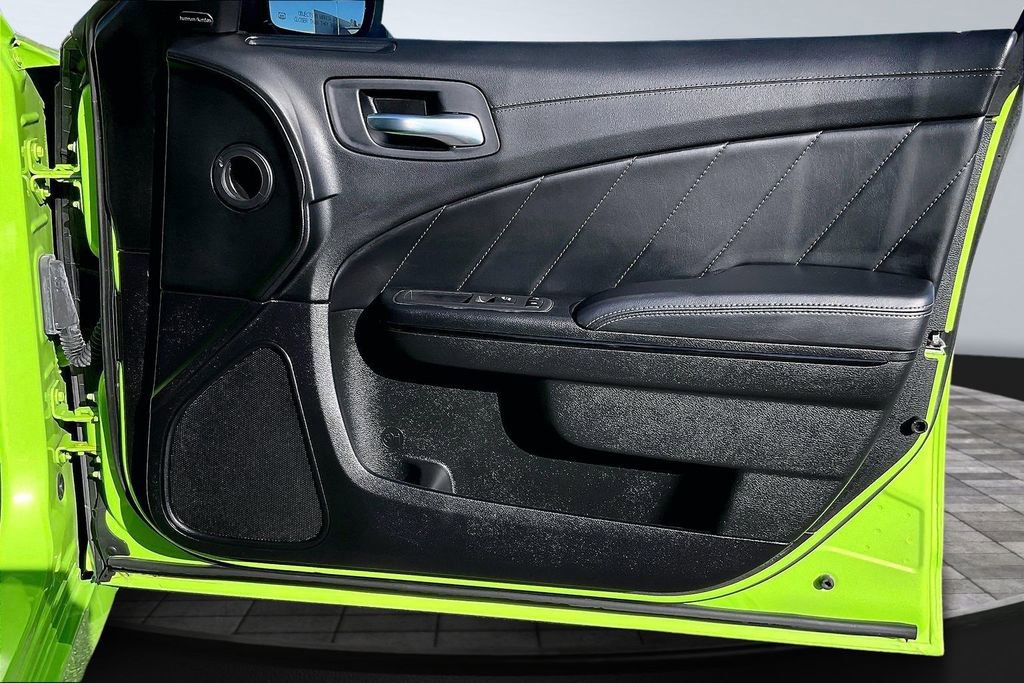 Used 2023 Dodge Charger R/T w/ Plus Group image 24