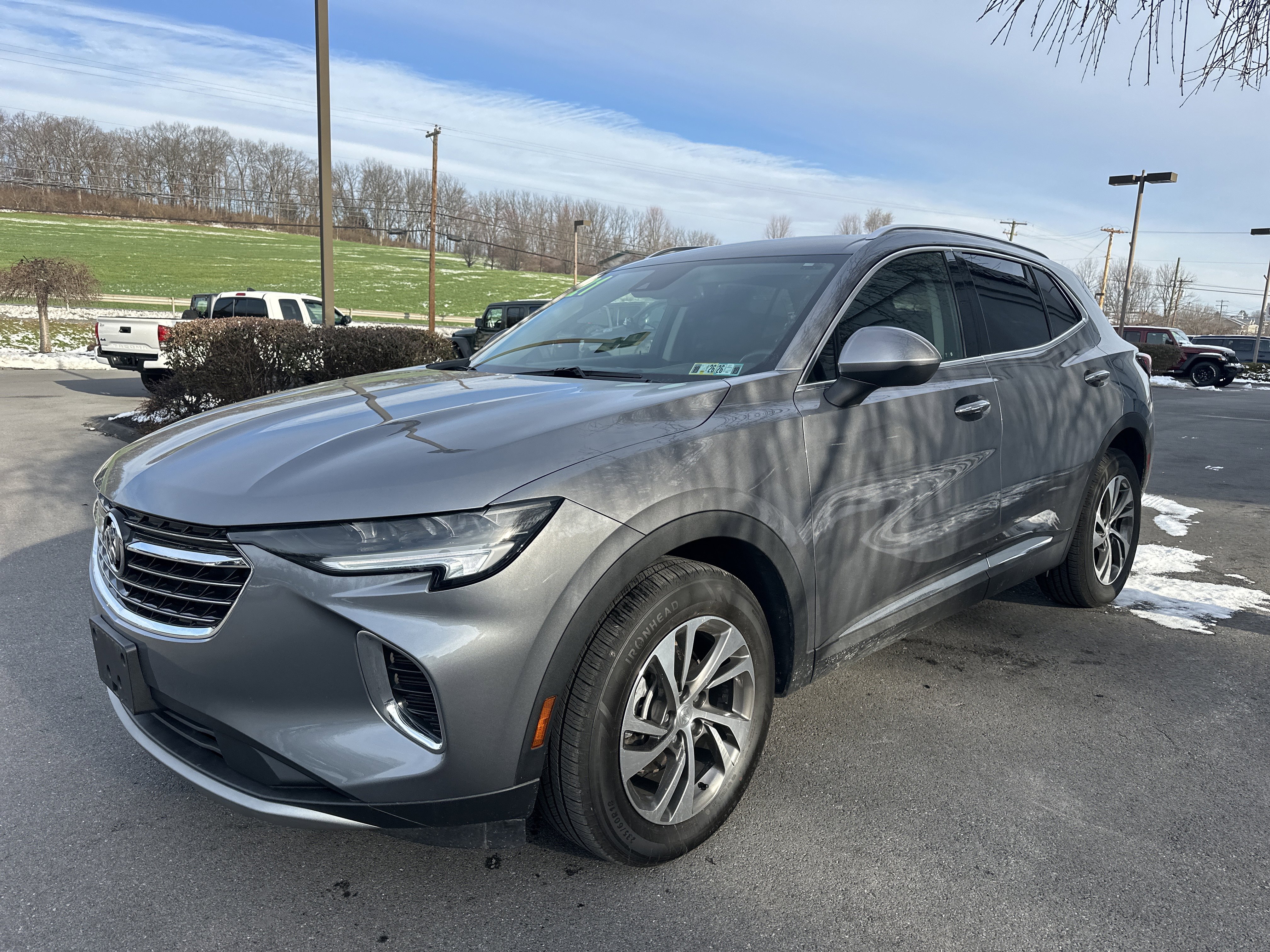 Used 2021 Buick Envision Essence image 8