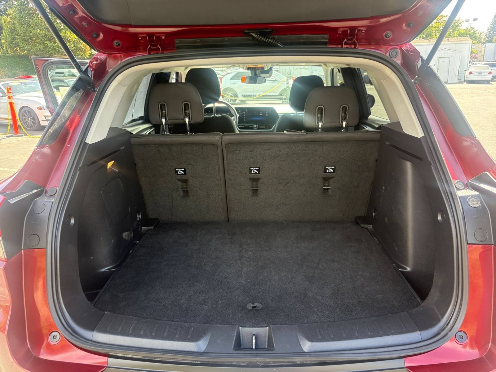 Used 2025 Chevrolet TrailBlazer LT FWD image 30