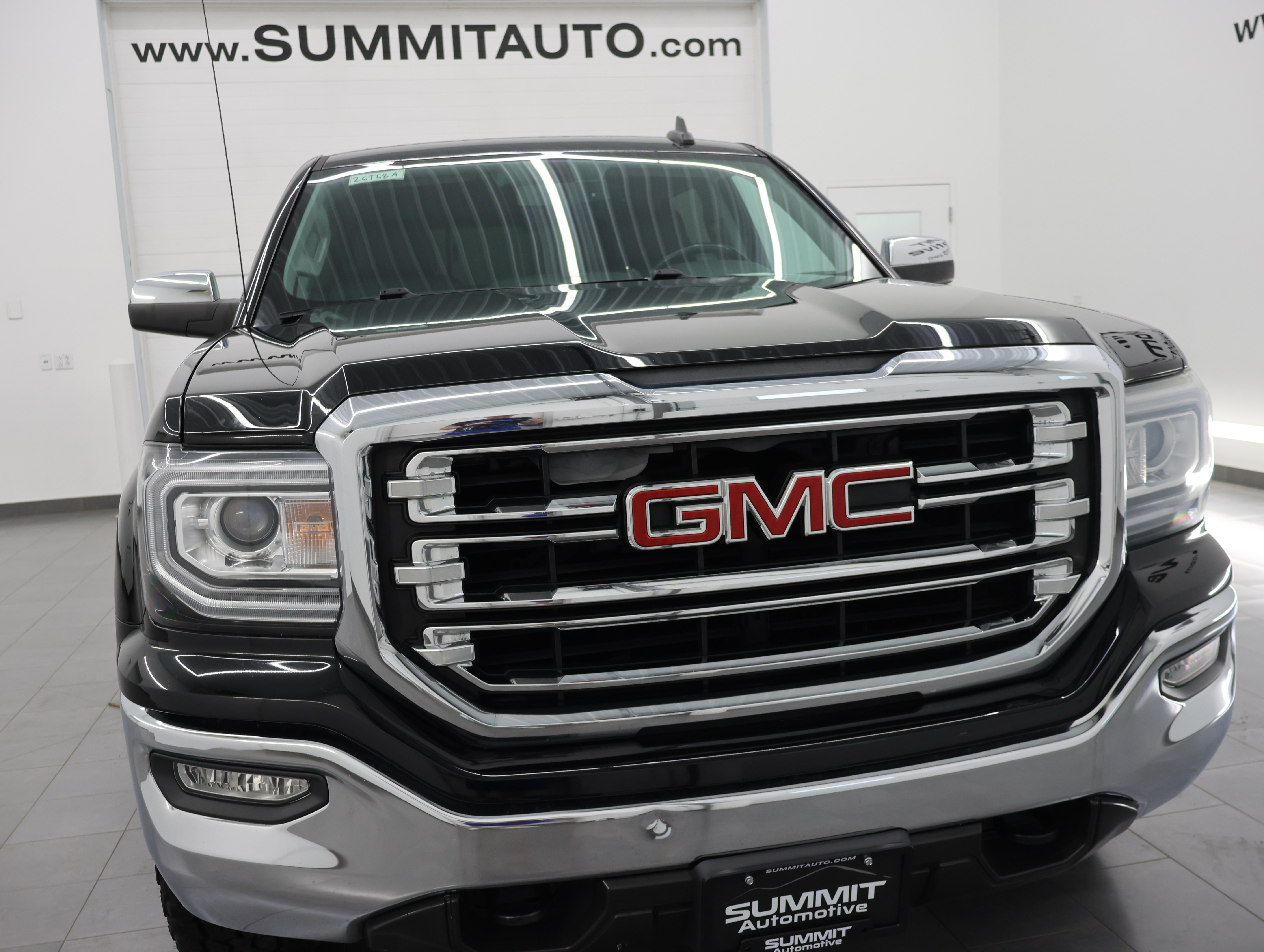 Used 2017 GMC Sierra 1500 SLT w/ Suspension Package, Off-Road AWD/4WD image 20
