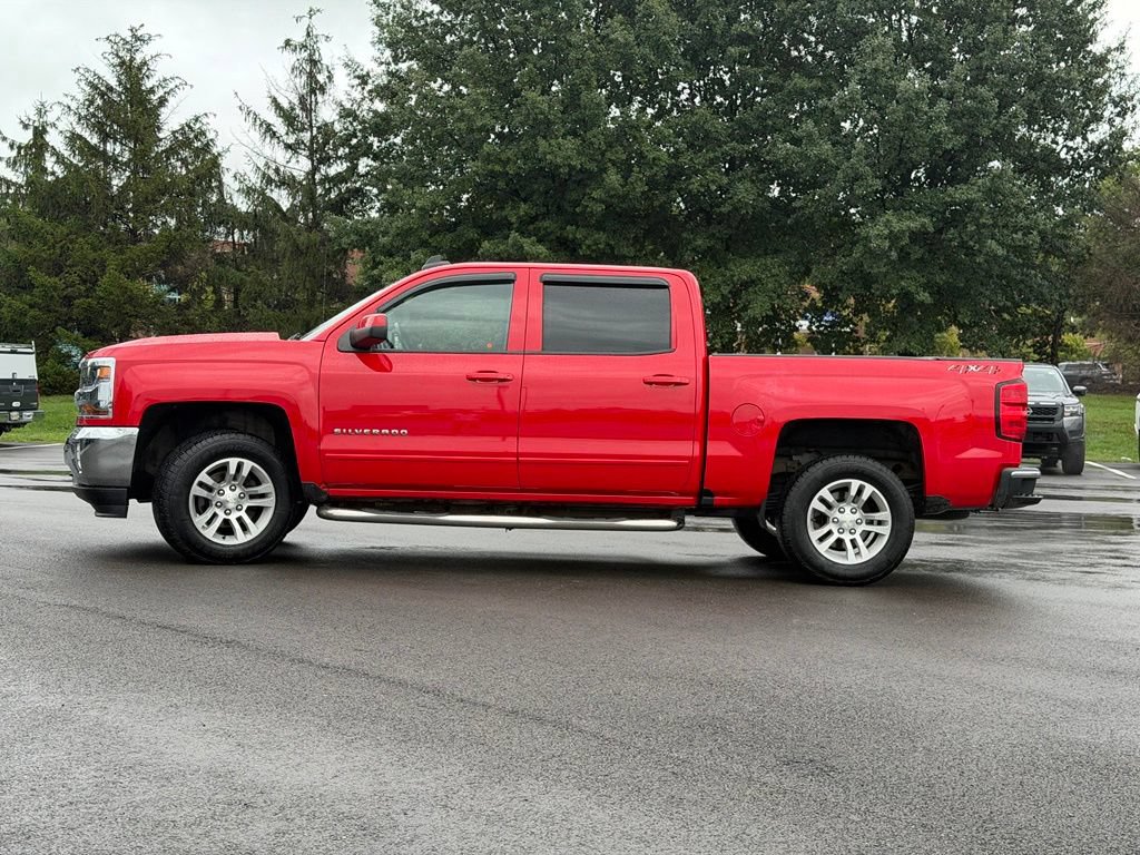 Used 2018 Chevrolet Silverado 1500 LT w/ All Star Edition AWD/4WD image 3