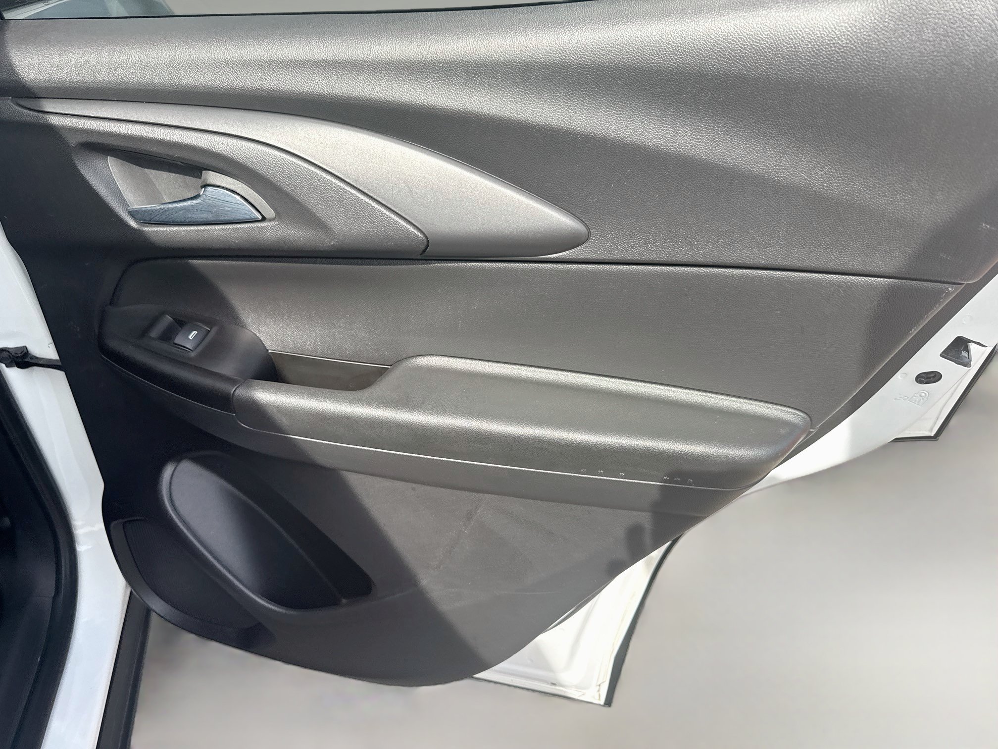 Used 2022 Chevrolet TrailBlazer RS FWD image 30