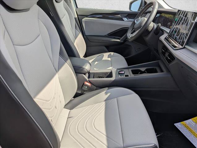 New 2026 Volkswagen Tiguan SE AWD/4WD image 28