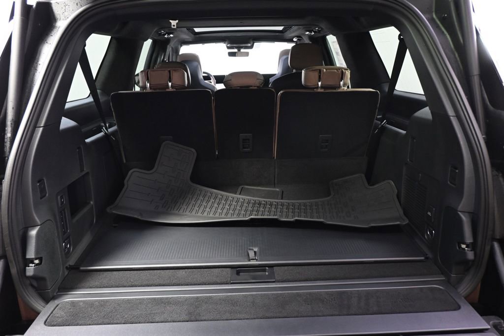 New 2026 Lincoln Navigator L Black Label image 19