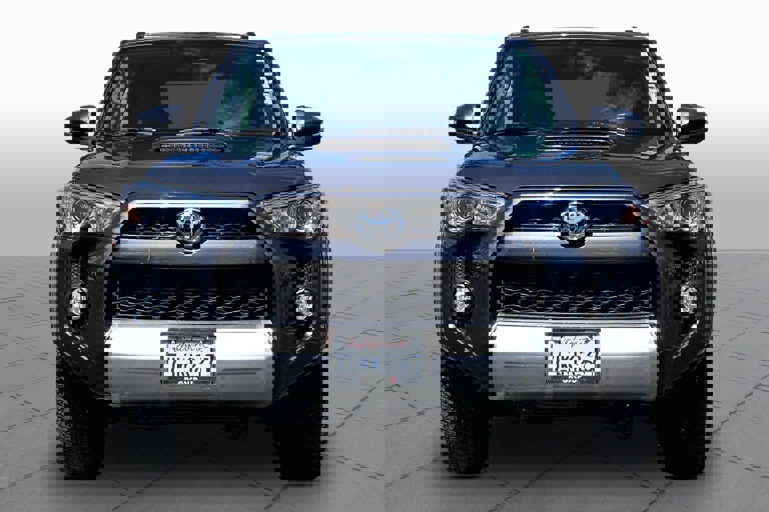 Used 2015 Toyota 4Runner Trail Premium image 3