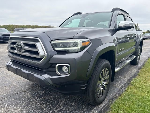 Used 2020 Toyota Tacoma Limited AWD/4WD image 6