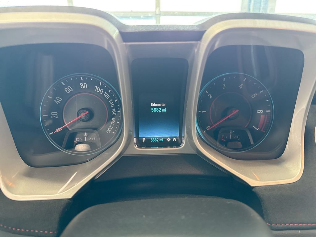 Used 2015 Chevrolet Camaro ZL1 RWD image 14