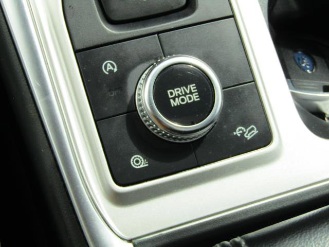Used 2021 Ford Explorer XLT w/ Equipment Group 202A AWD/4WD image 30
