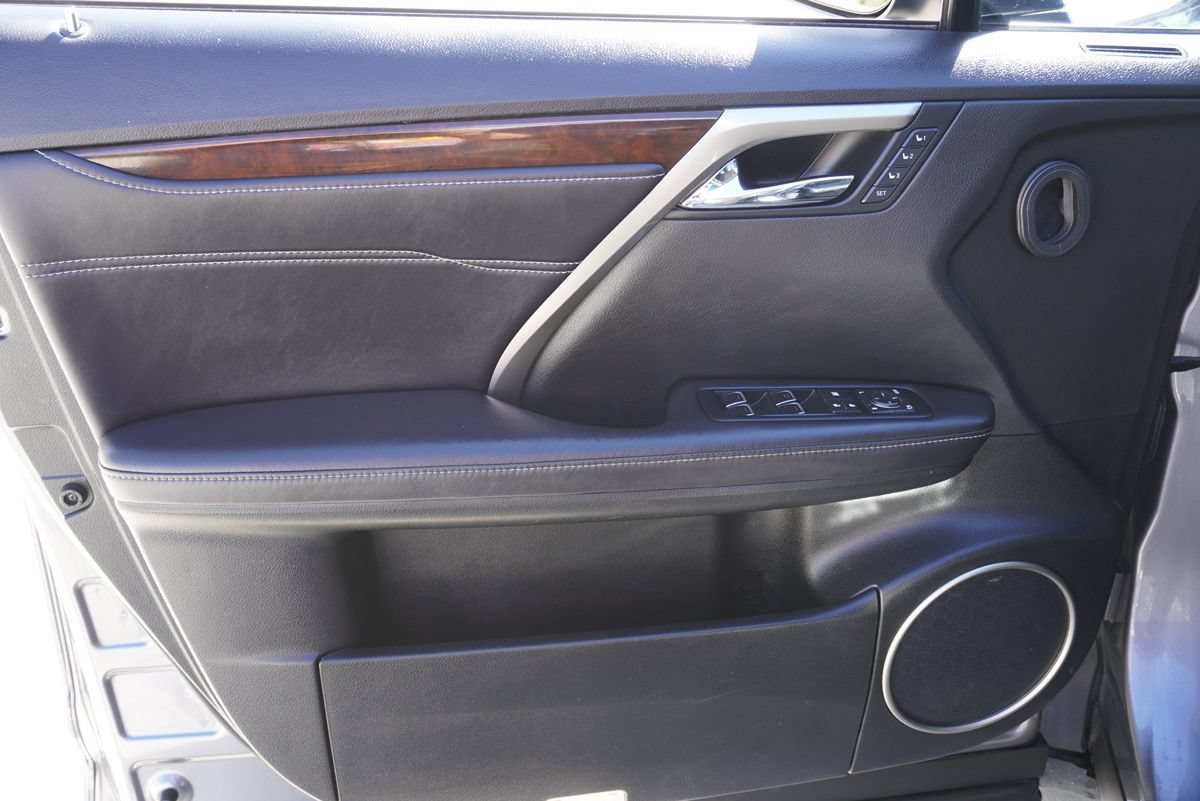 Used 2016 Lexus RX 450h AWD w/ Cold Weather Package image 25