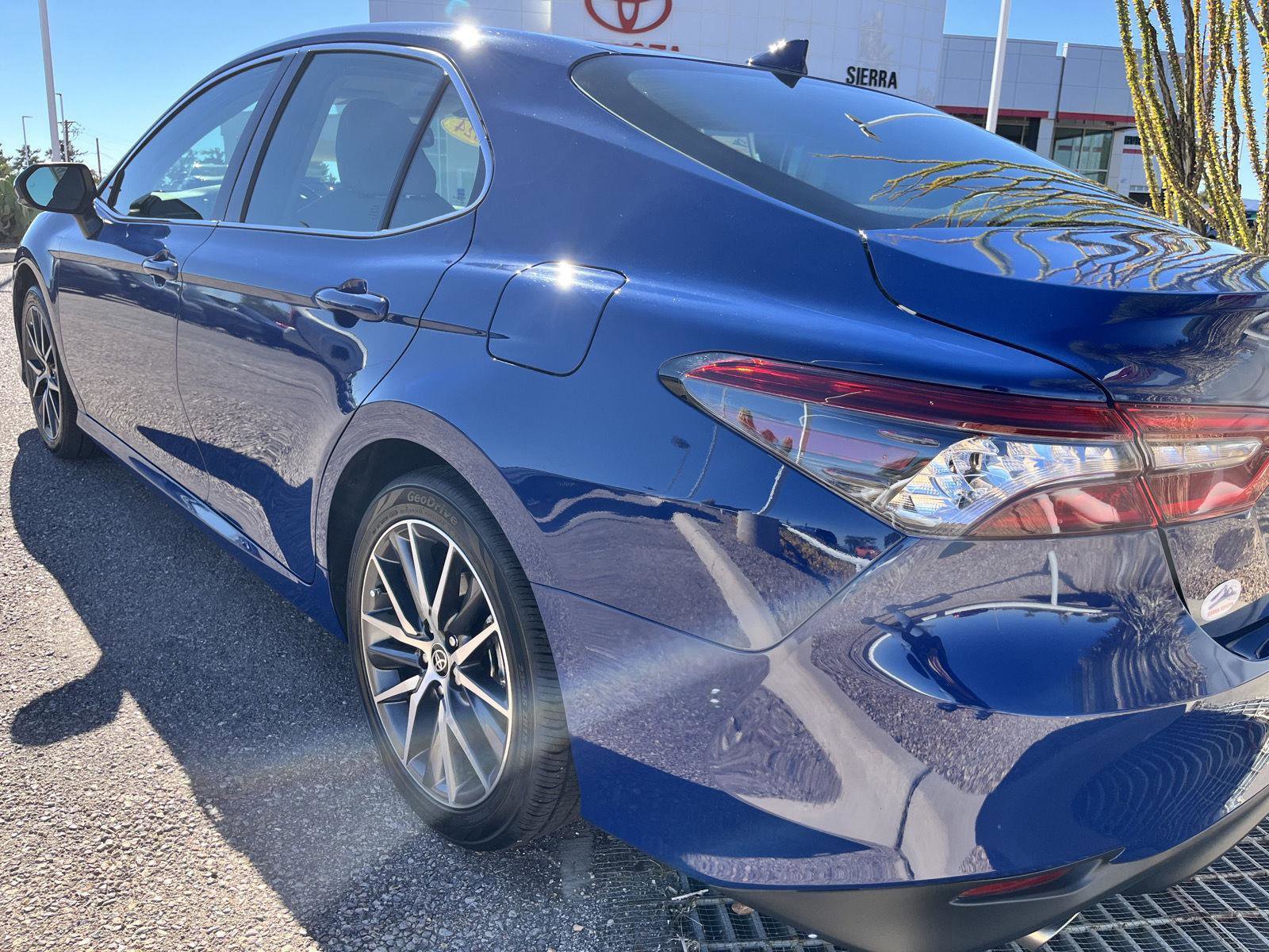 Used 2024 Toyota Camry XLE image 11