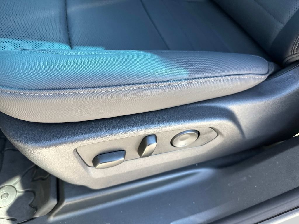 New 2025 GMC Hummer EV 3X w/ LPO, Sport Package image 17