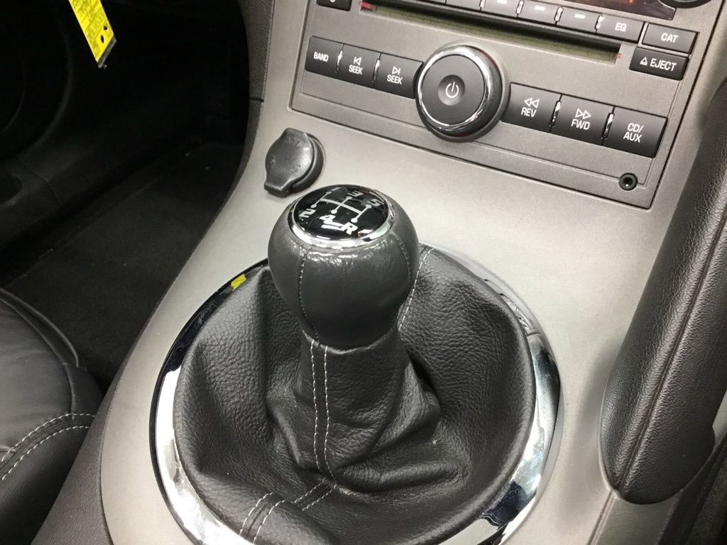 Used 2007 Pontiac Solstice Convertible w/ Premium Package image 18