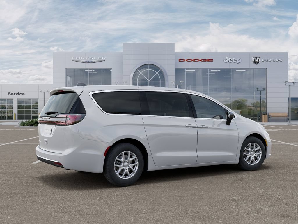 New 2026 Chrysler Pacifica Select FWD image 4