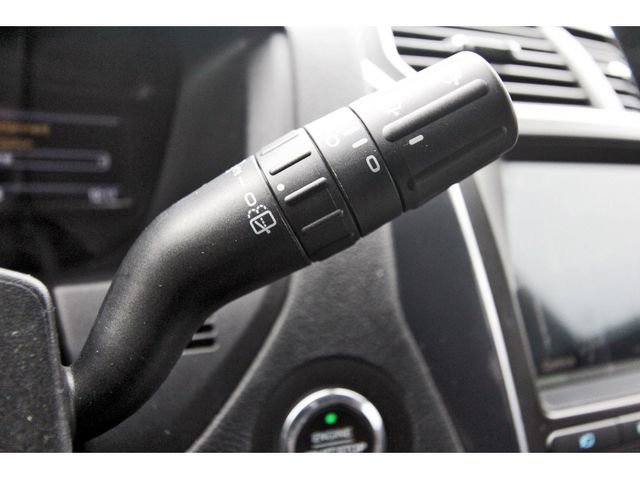 Used 2019 Ford Explorer Limited w/ Ford Safe & Smart Package image 17