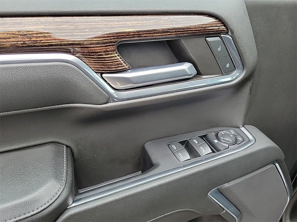 Used 2024 GMC Sierra 1500 Elevation image 19