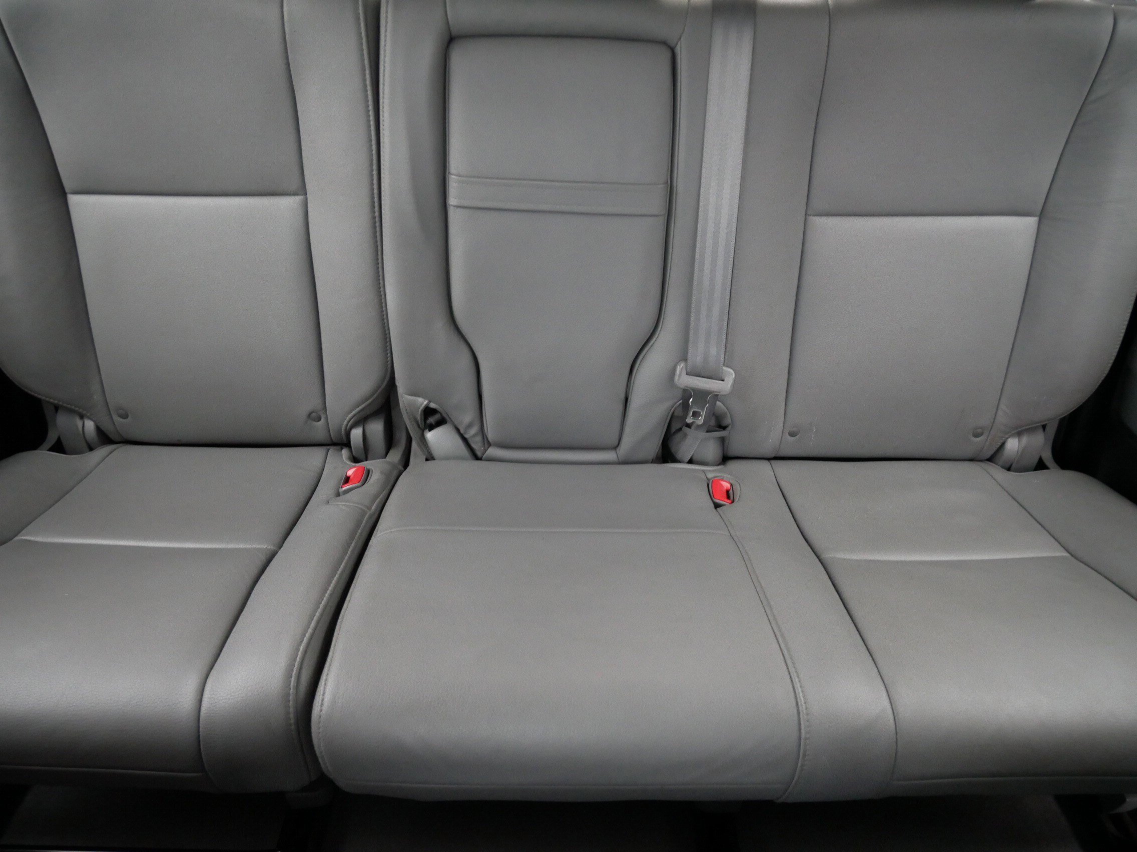 Used 2010 Toyota Tundra Limited AWD/4WD image 13