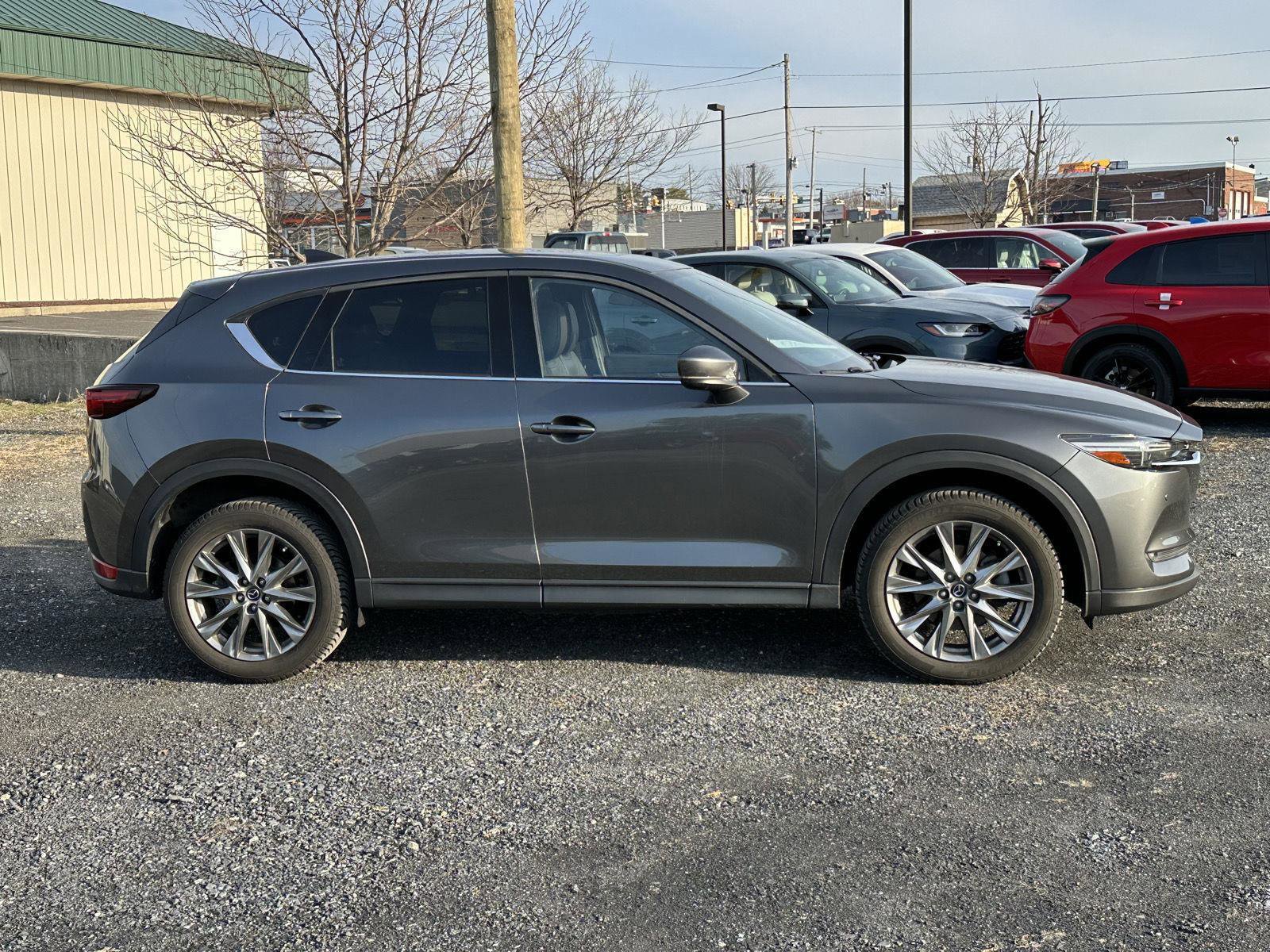 Used 2020 MAZDA CX-5 Signature image 9