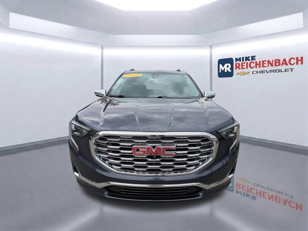 Used 2019 GMC Terrain Denali w/ LPO, 'HIT The Road' Package image 9