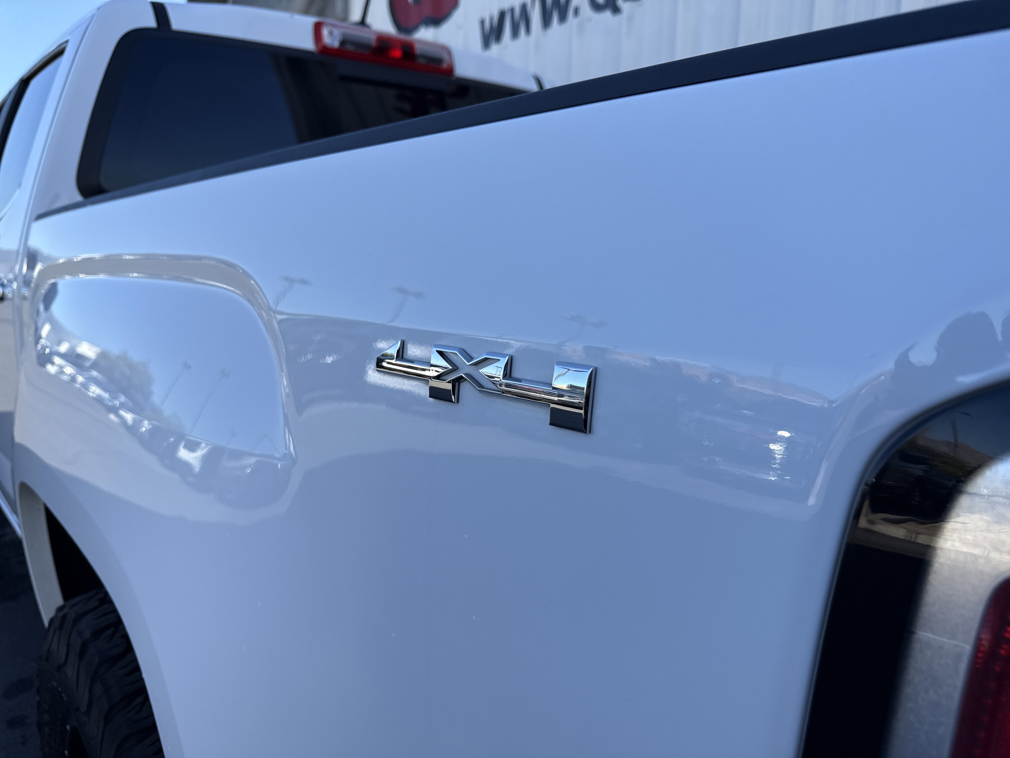 Used 2017 GMC Canyon SLT w/ Driver Alert Package image 20