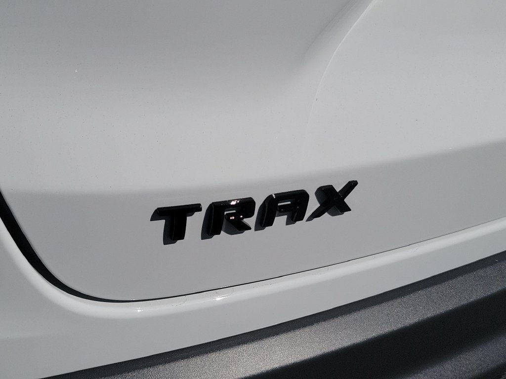 New 2026 Chevrolet Trax LT w/ Driver Confidence Package FWD image 21