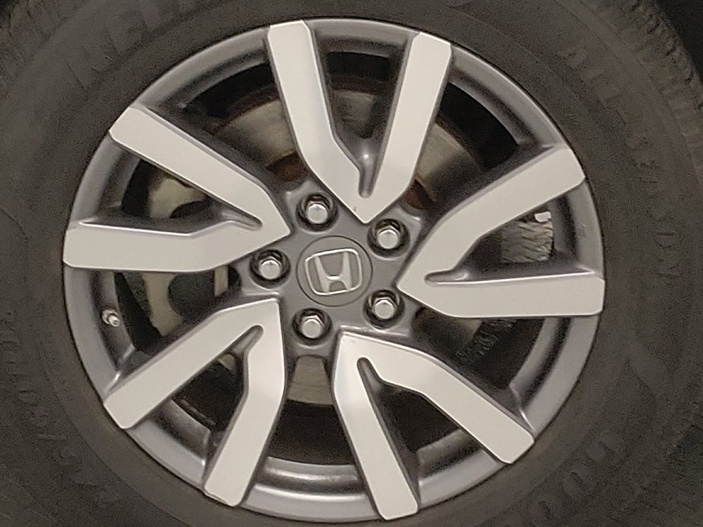 Used 2021 Honda Pilot EX image 31