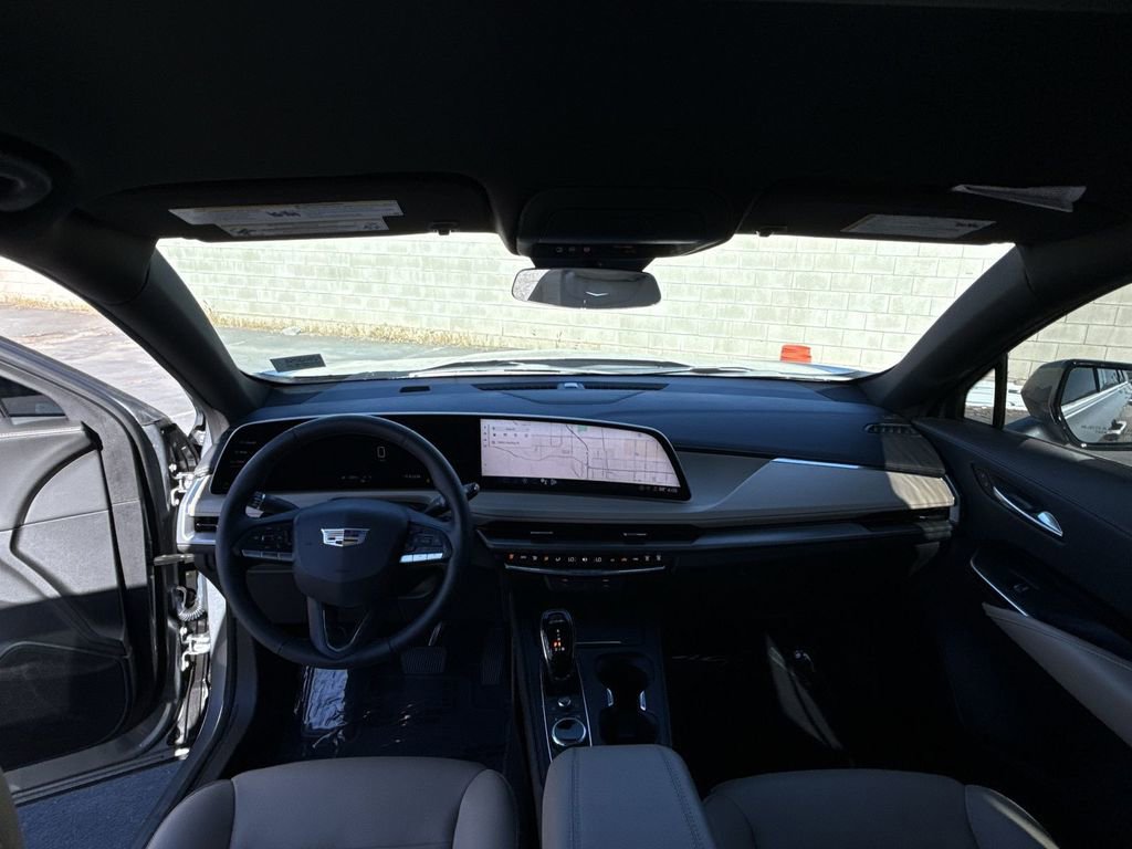 Certified 2024 Cadillac XT4 Luxury FWD image 20