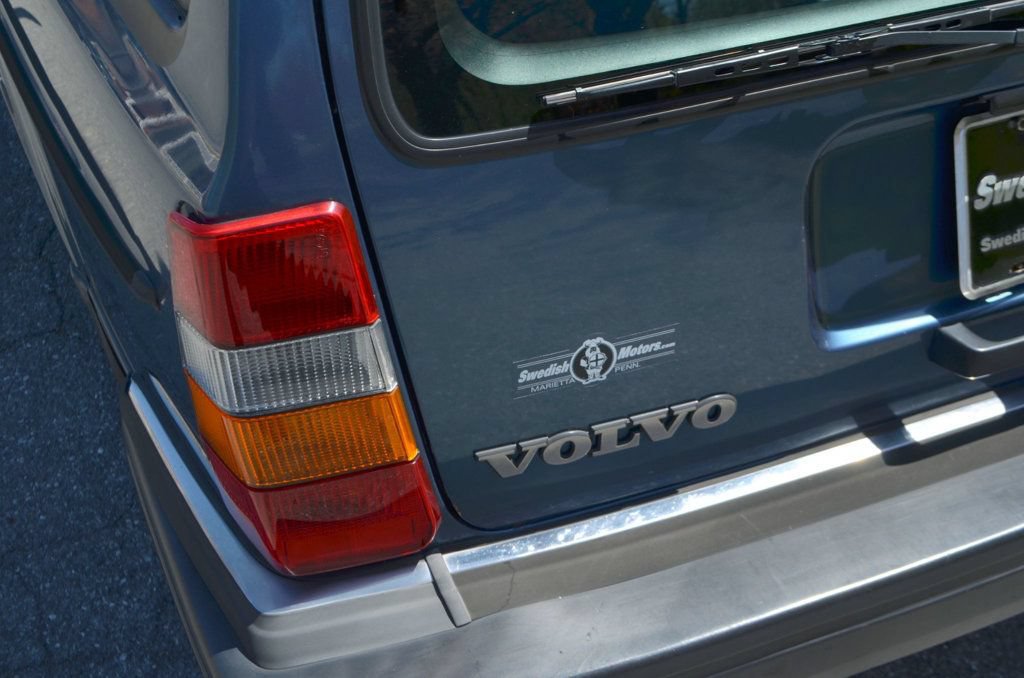 Used 1992 Volvo 240 Wagon RWD image 38