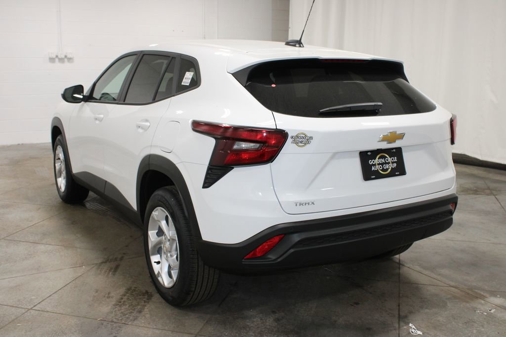 New 2026 Chevrolet Trax LS w/ LS Convenience Package image 7