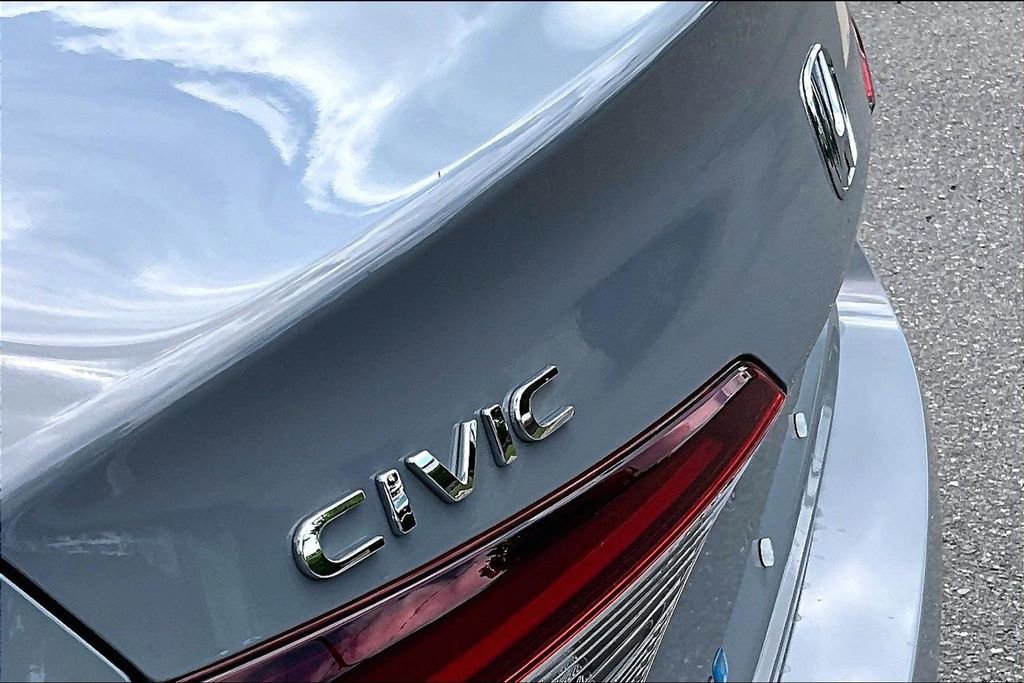 Used 2025 Honda Civic Sport image 24
