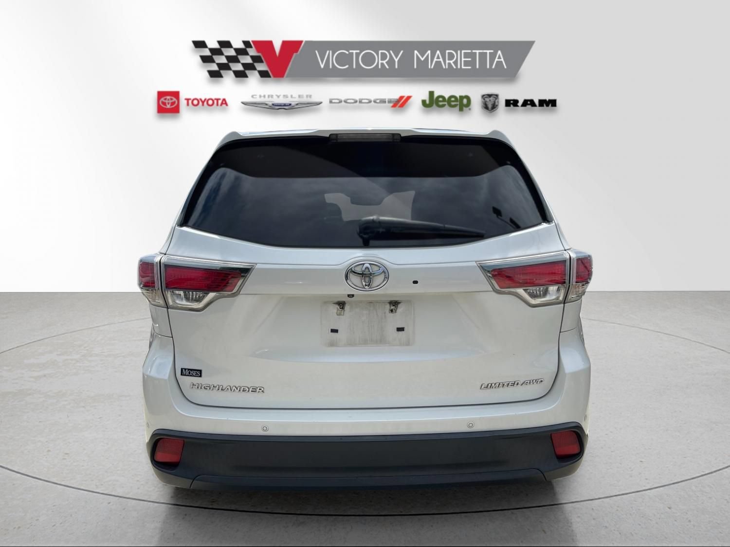 Used 2016 Toyota Highlander Limited Platinum AWD/4WD image 3