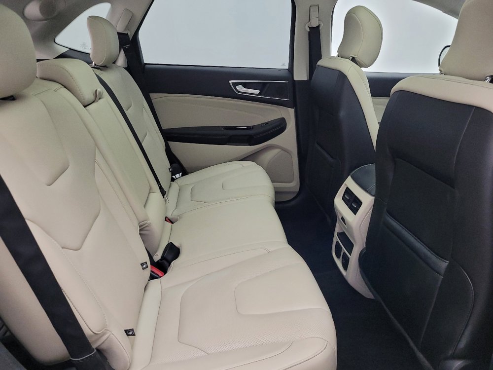 Used 2017 Ford Edge Titanium w/ Equipment Group 302A image 19
