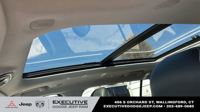 Used 2022 Jeep Grand Cherokee L Limited AWD/4WD image 11
