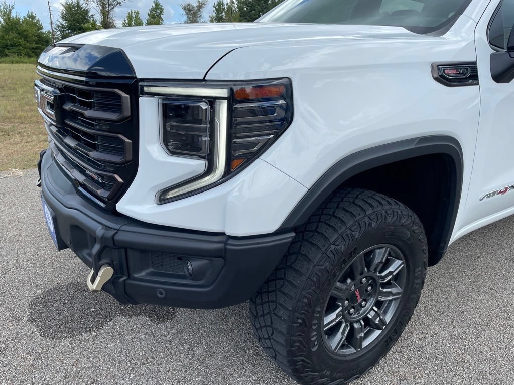 Used 2024 GMC Sierra 1500 AT4X AWD/4WD image 11