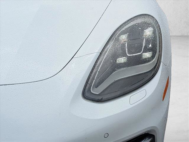 Used 2017 Porsche Panamera image 9