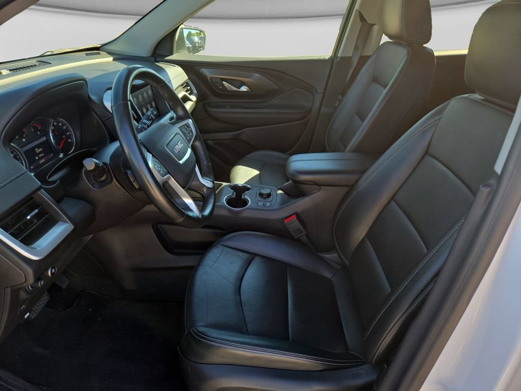 Used 2024 GMC Terrain SLT AWD/4WD image 14