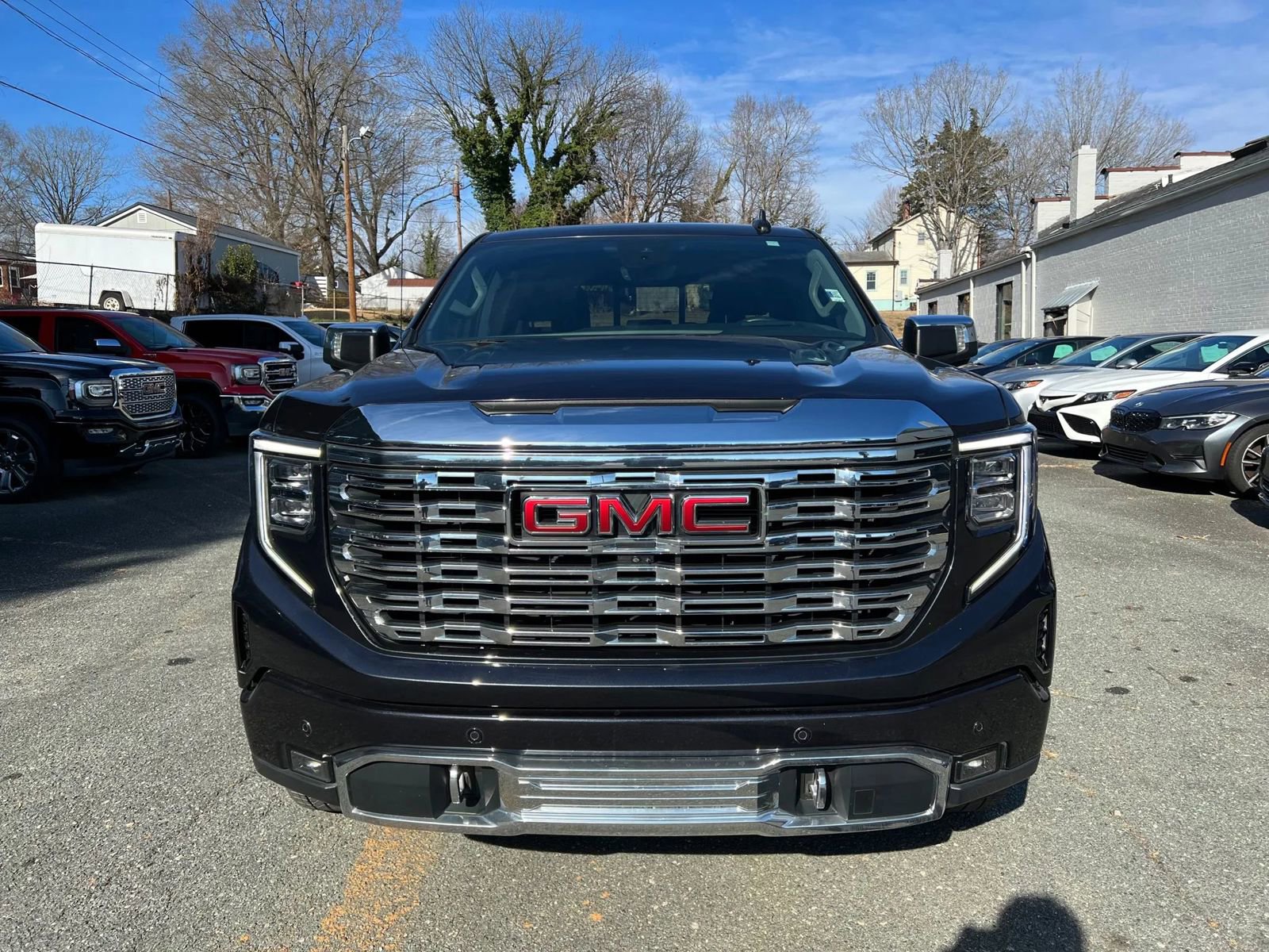 Used 2023 GMC Sierra 1500 Denali w/ Technology Package image 2