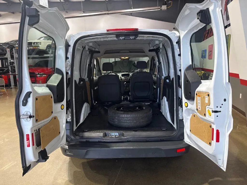 Used 2014 Ford Transit Connect XL FWD image 21
