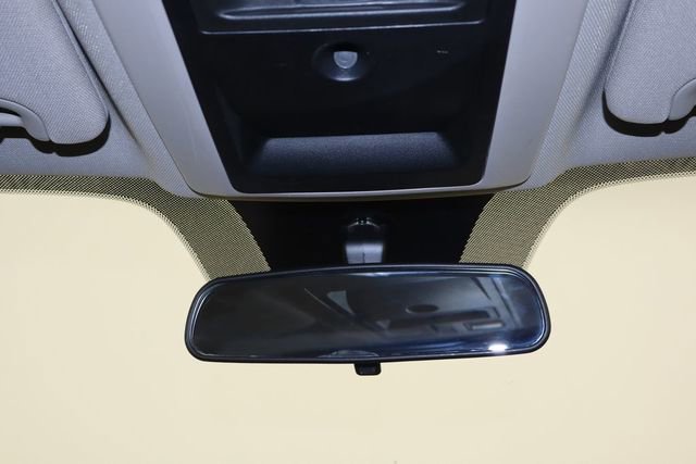 Used 2019 RAM 1500 Classic SLT AWD/4WD image 14
