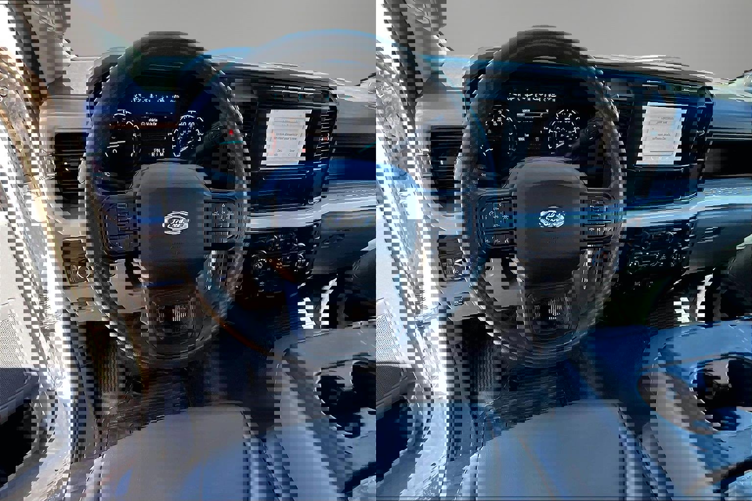 Used 2023 Ford F550 4X4 2dr Regular Cab 145.3-205. image 9