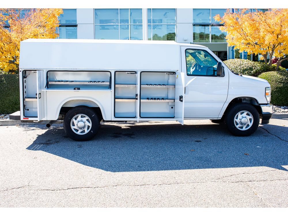 New 2025 Ford E-350 and Econoline 350 Super Duty w/ Power Equipment Group RWD image 17