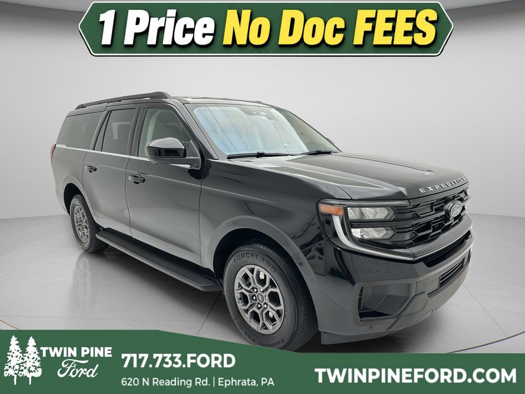 Used 2025 Ford Expedition Max Active AWD/4WD image 1