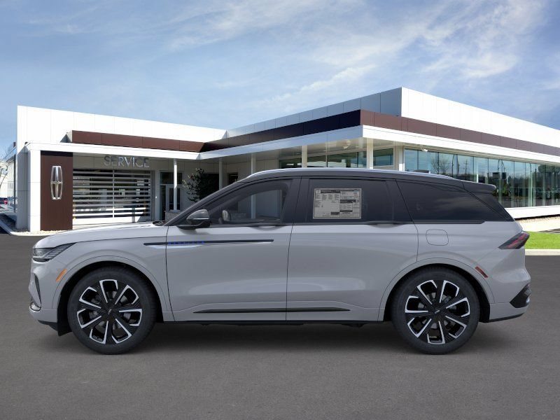 New 2026 Lincoln Nautilus Reserve AWD/4WD image 3