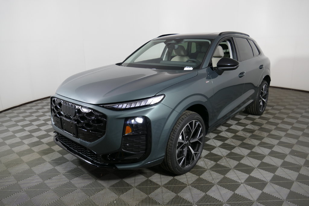 New 2026 Audi Q3 quattro 2.0T AWD/4WD image 7