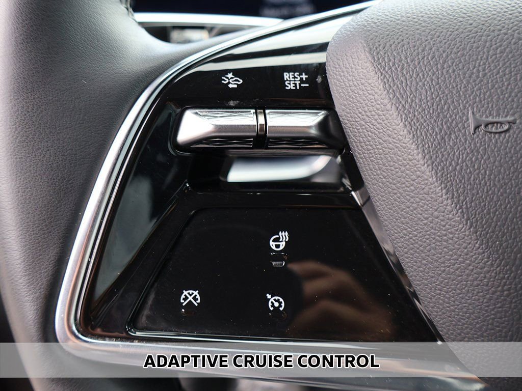 Used 2024 Cadillac Lyriq Sport image 4