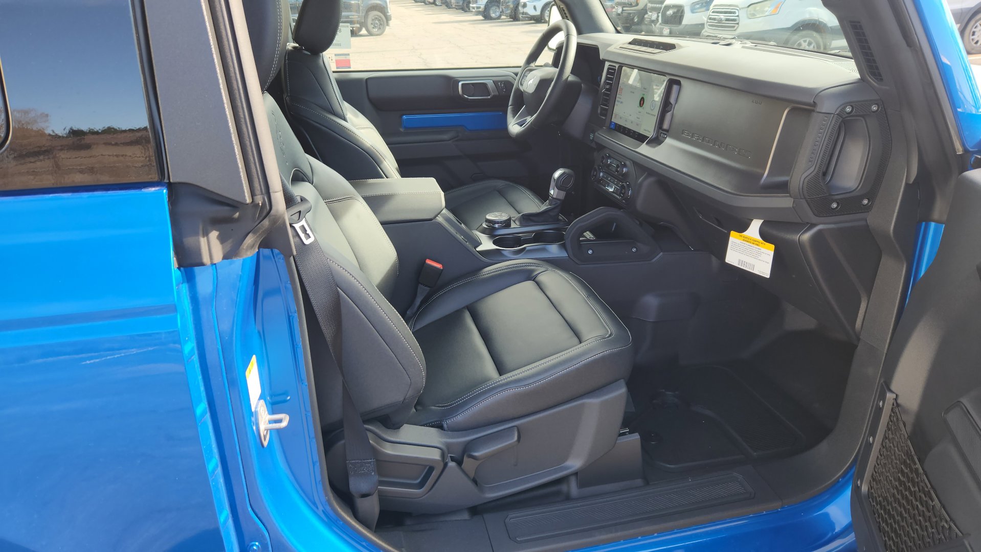 New 2025 Ford Bronco Badlands image 24