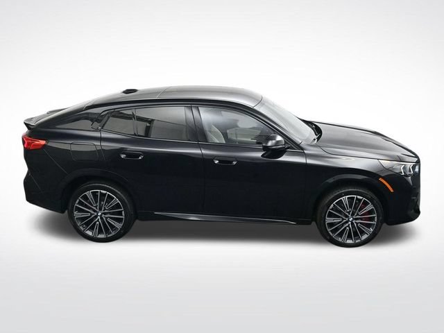 New 2026 BMW X2 xDrive28i w/ Technology Package AWD/4WD image 23