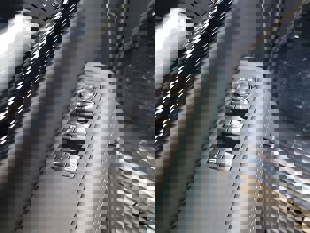 New 2026 GMC Yukon XL AT4 image 18