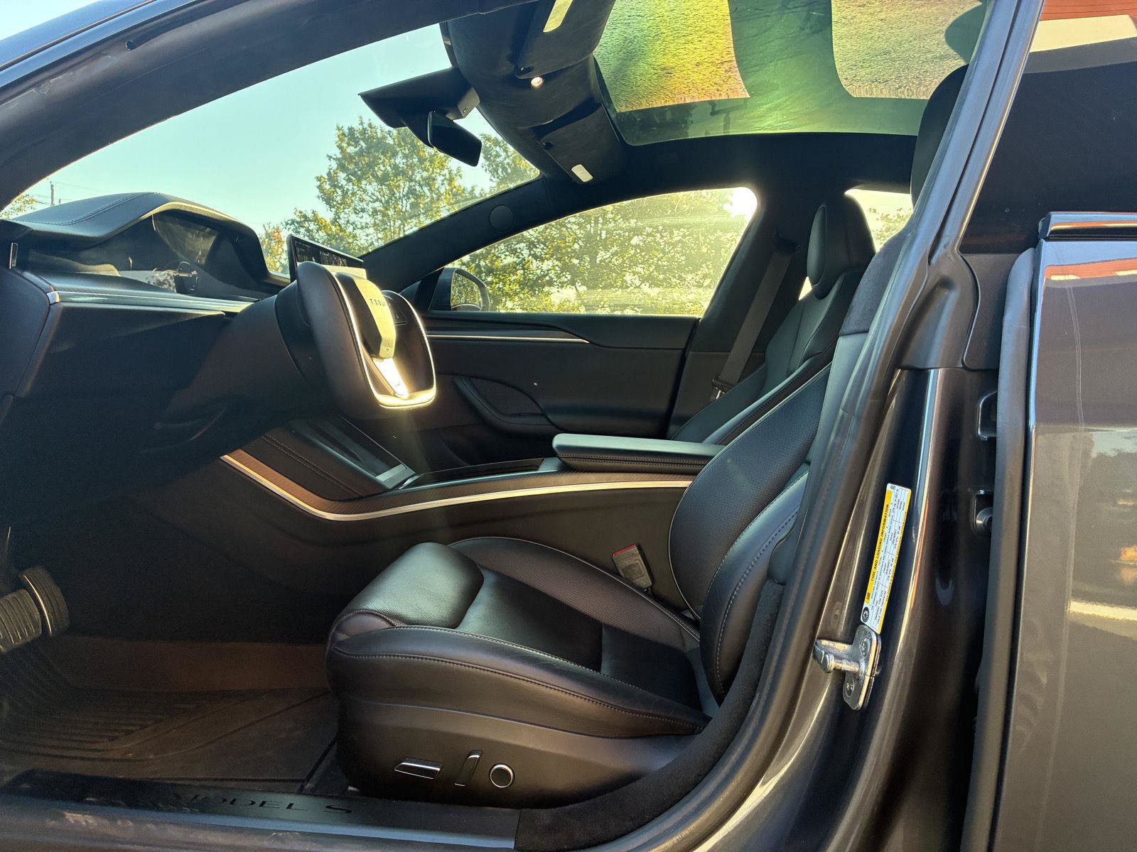 Used 2021 Tesla Model S Plaid AWD/4WD image 19
